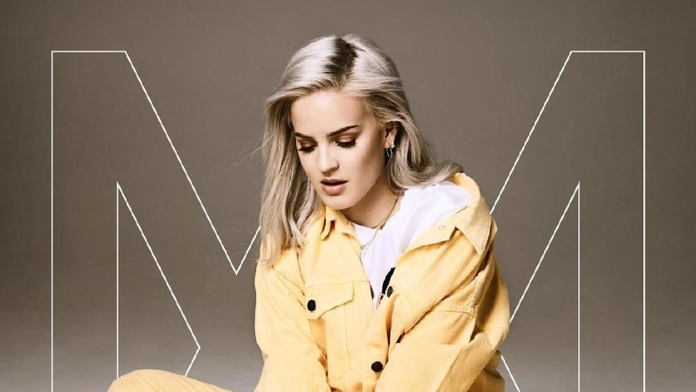 Speak Your Mind Anne-Marie: Paket Party Yang Ciamik Speak Your Mind Anne-Marie: Paket Party Yang Ciamik