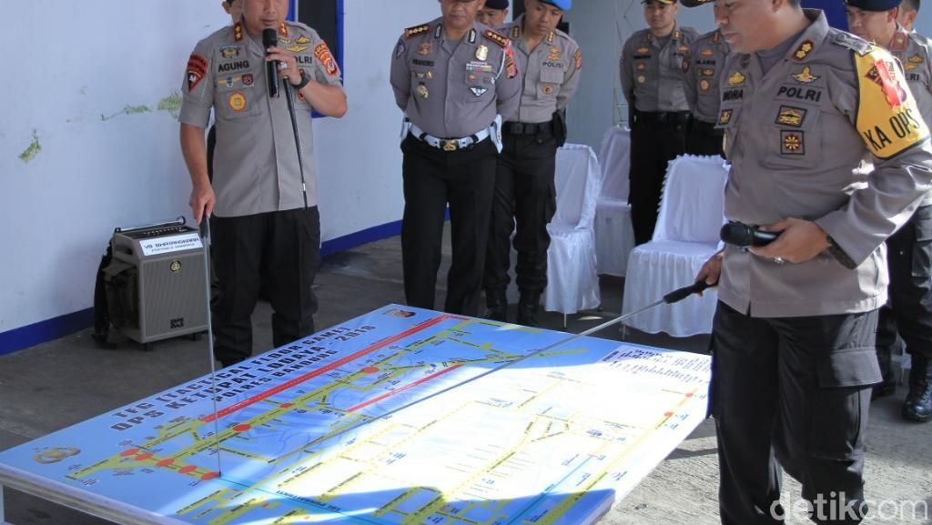 Kapolda Jabar: Jangan Mudik Dalam Waktu Bersamaan Kapolda Jabar: Jangan Mudik Dalam Waktu Bersamaan