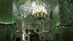 Foto: Masjid Penuh Kaca yang Cantik Banget di Iran