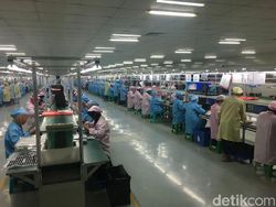 Berkunjung ke Pabrik Advan, Ponsel Made in Semarang