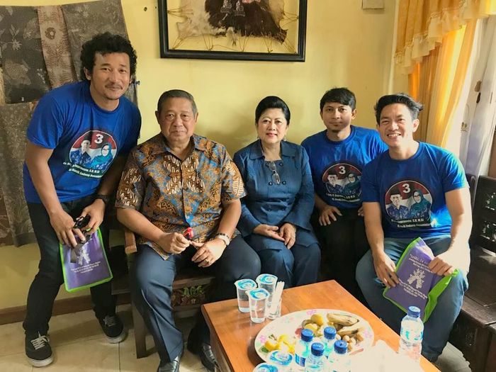 Semua Tentang Istri Aden Bajaj Terbaru