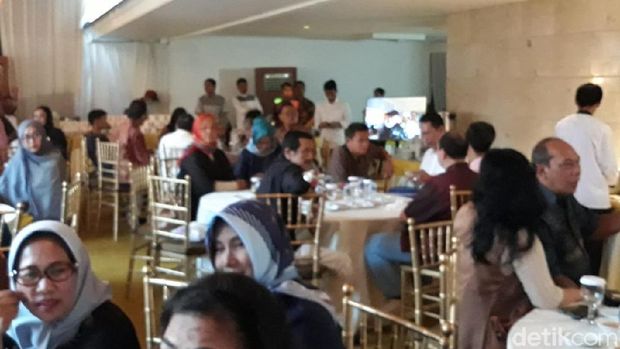 Acara buka puasa di rumah Ketua DPR Bambang Soesatyo, Selasa (29/5).