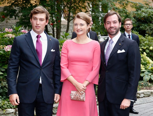 Saat ini, ia aktif di kemiliteran Luxembourg. Berjiwa sporty, Pangeran Sebastien pun hobi panjat tebing, skiing, berenang dan rugby.  Foto: Dok. Getty Images