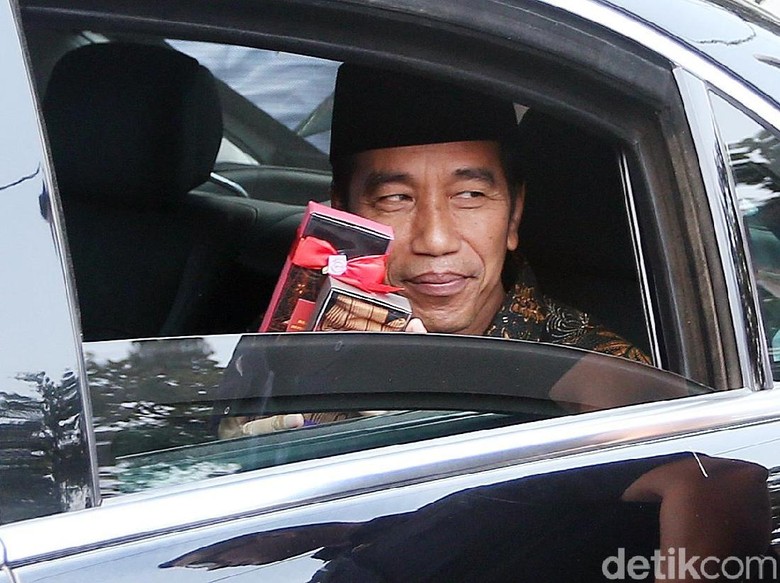Jokowi akan Salat Idul Fitri dan Open House di Bogor Jokowi akan Salat Idul Fitri dan Open House di Bogor