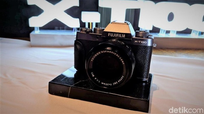 Ilustrasi Fujifilm. Foto: Adi Fida Rahman/detikINET Ilustrasi Fujifilm. Foto: Adi Fida Rahman/detikINET