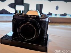 Penampakan Fujifilm X-T100 Bergaya Retro