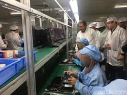 Berkunjung ke Pabrik Advan, Ponsel Made in Semarang