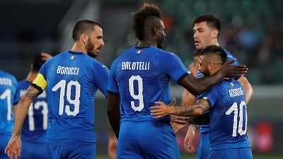 Kembali ke Gli Azzurri, Balotelli Unjuk Gigi