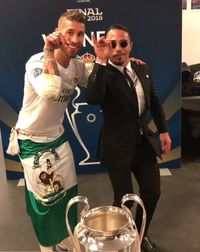 Tonton Liga Champions 2018, 'Salt Bae' Berfoto dengan Ronaldo hingga Salah