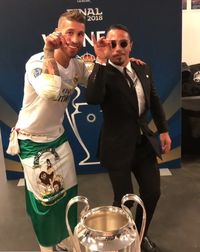 Tonton Liga Champions 2018, 'Salt Bae' Berfoto dengan Ronaldo sampai Salah