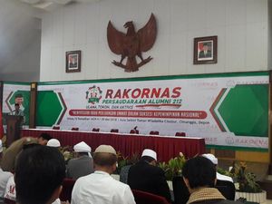 Tunjuk Foto Jokowi, Amien Rais: Ini akan Dilengserkan Allah