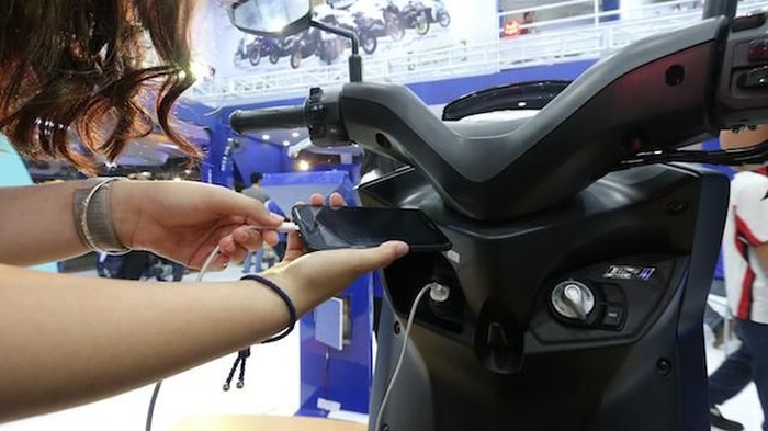 Electric Power Socket Yamaha