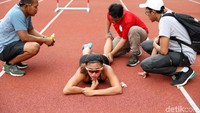 Selain itu, Emil menilai potensi untuk mengembangkan diri di level internasional paling besar ada pada nomor 100 meter lari gawang. Tapi, bukan berarti Emil benar-benar meninnggalkan sapta lomba,, dia cuti sejenak demi Asian Games.