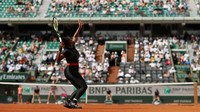 Serena akan menjalani pemindaian dan belum bisa memastikan apakah akan tampil di Wimbledon pada 2 Juli mendatang. (Foto: Matthew Stockman/Getty Images)