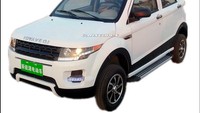 Tak cuma itu, ada lagi kloningan Range Rover Evoque. Jiplakan Evoque itu juga hadir dengan bentuk yang cungkring, badannya tinggi tapi rodanya sangat kecil. Di interiornya hampir sama dengan jiplakan GLE yang menghadirkan material plastik. Foto: Pool (Carscoops)