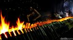 Melihat Lebih Dekat Proses Pembuatan Lemang di Senen Melihat Lebih Dekat Proses Pembuatan Lemang di Senen