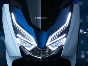 Perang Skutik Bongsor: Honda Forza 250 Tantang Yamaha Xmax
