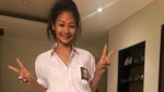 Saat Si Hot Mom Indah Kalalo Kompak dengan Anak