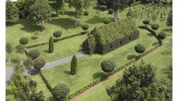 Foto: Gereja hijau nan adem ini bernama The Tree Church. Berada di sebuah lahan pribadi milik pengusaha Barry Cox. (Tree Church)