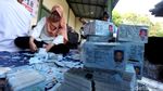 e-KTP Rusak yang Tercecer di Bogor Dipotong