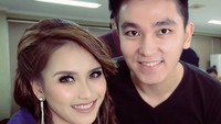Ervan kini berprofesi sebagai seorang dokter. Ia dan Ayu Ting Ting kini sedang dekat. Foto: Dok. Instagram/drervan