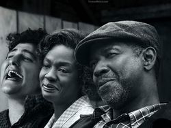 Kocak! Pria Ini Edit Poster Film Biar Eksis di Dalamnya