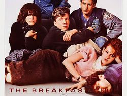 Kocak! Pria Ini Edit Poster Film Biar Eksis di Dalamnya