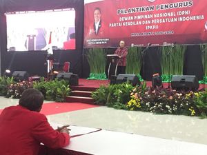 Pesan Try Sutrisno ke PKPI: Jangan Buat Berita Bohong