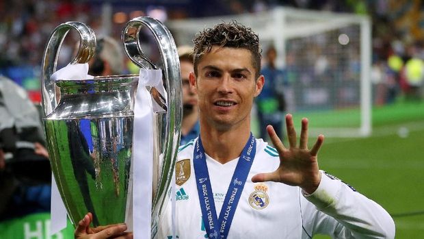 Cristiano Ronaldo meraih kesuksesan di Liga Champions bersama Real Madrid.