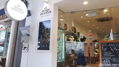 Enaknya Smoothies Bowl dan Gula Melaka Scone di Kafe Halal Singapura