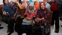 Para korban First Travel menghadiri sidang ini.