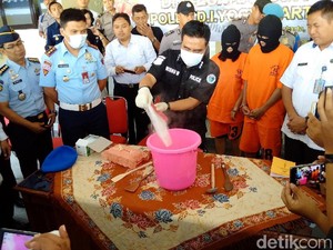 Polda DIY Musnahkan Sabu 0,5 Kg Selundupan Penumpang Pesawat