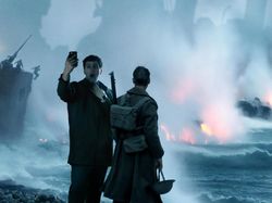 Kocak! Pria Ini Edit Poster Film Biar Eksis di Dalamnya