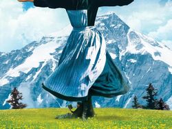 Kocak! Pria Ini Edit Poster Film Biar Eksis di Dalamnya