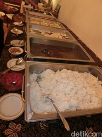 Bukber di KBRI Baku: Cerita Hangat, Kuliner Nusantara dan Pimpinan Ponpes Gontor