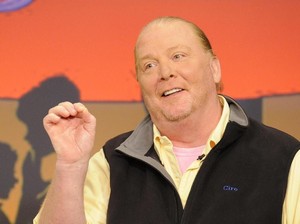Akibat Kasus Pelecehan Seksual, Tiga Restoran Mario Batali Akan Segera Tutup