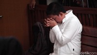 Kiki Hasibuan menjalani sidang vonis di Pengadilan Negeri Depok, Jawa Barat.