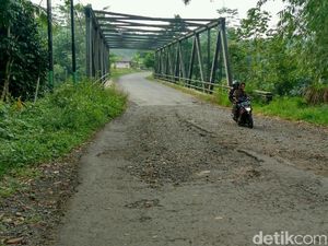 Bahaya! Jalan Alternatif Mudik Lingkar Selatan Ciamis Rusak
