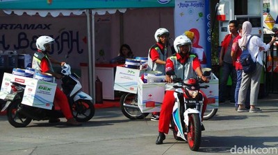 Penampakan Motor Mondar-mandir Antar BBM