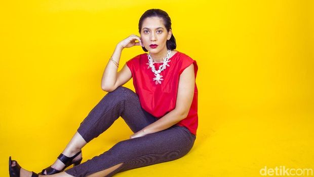 Hannah Al Rashid saat pemotretan Celeb of The Month 