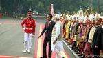 Momen Jokowi Sambut Hangat PM India di Istana