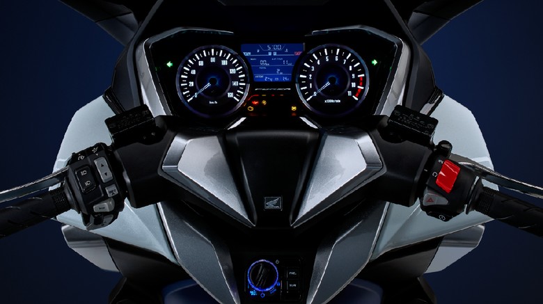 GIIAS 2018: Ini Beda Smart Key Honda PCX dengan Forza 250