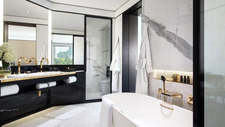 Kantor Pemerintah Ini Disulap Jadi Hotel Mewah Bintang 5 Sebuah menara bekas kantor pemerintah di Hong Kong disulap menjadi hotel mewah. Simak penampakannya yang bikin takjub.