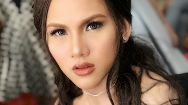 Evelyn Mirip Ayu Ting Ting, Pangeran Harry hingga Kecantikan Shaloom Razade