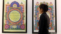 Dalam acara ini juga memamerkan kaligrafi empat jenis, yaitu kaligrafi dekorasi, kontemporer, naskah, dan hiasan mushaf. Kaligrafi tersebut merupakan hasil dari Lomba MTQ Nasional.