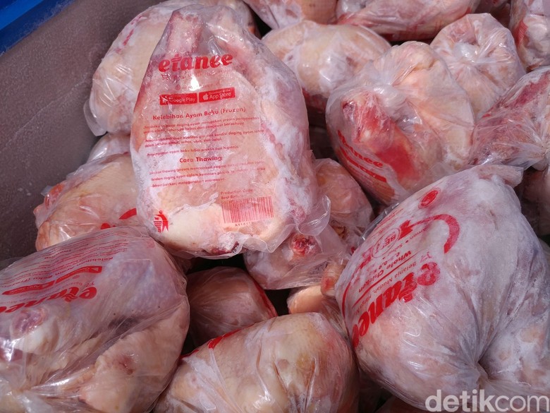 Jelang Lebaran, Pemkot Bandung Dorong Warga Beli Ayam Beku Jelang Lebaran, Pemkot Bandung Dorong Warga Beli Ayam Beku