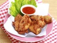 Enaknya Bikin <i/>Fried Chicken</i> Buat Berbuka Bersama Keluarga
