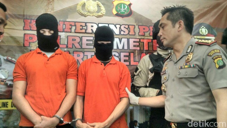 Sekap dan Rampok Fauzi, 2 WNA Foya-foya Sekap dan Rampok Fauzi, 2 WNA Foya-foya