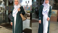 Tidak hanya itu ia pun terlihat awet muda dengan mengenakan sepatu sneakers. Foto: Dok. Instagram/ctdk
