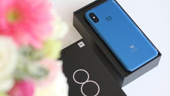 Xiaomi melakukan banyak perubahaan dari pendahulunya. Foto: Sina Mobile